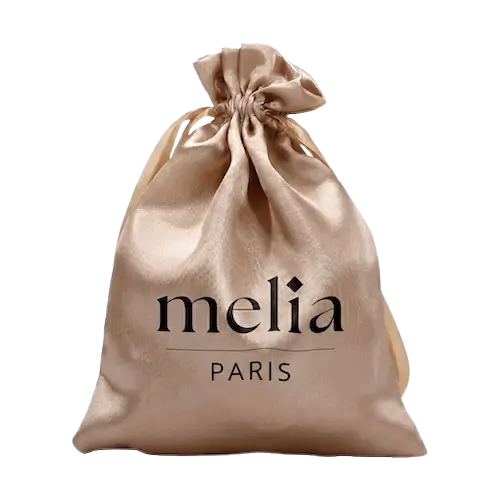 Pochette en satin